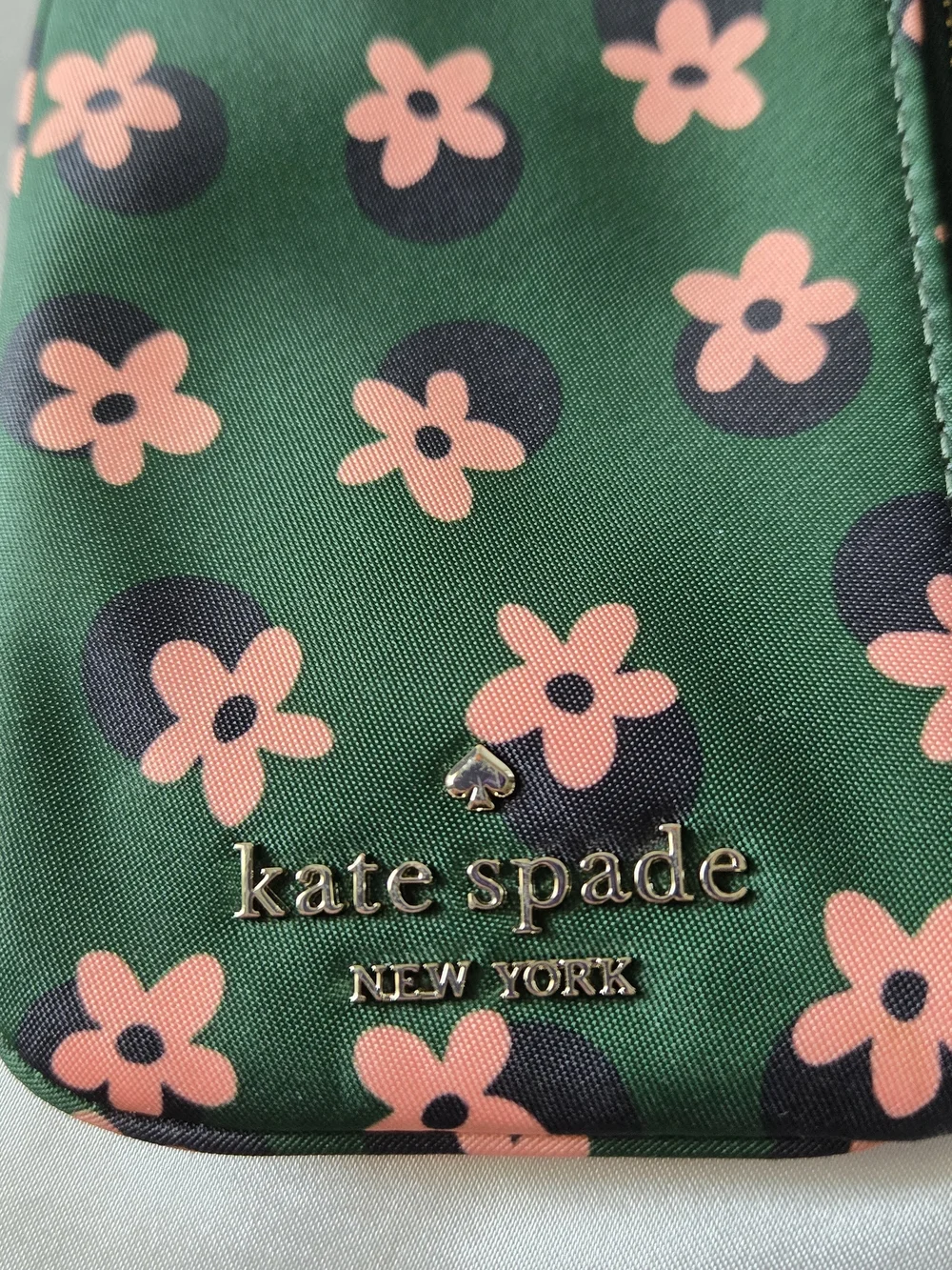 kate spade Green Floral Wristlet with Pink Flowers and Black Lanyard Strap EUC - Picture 3 of 4